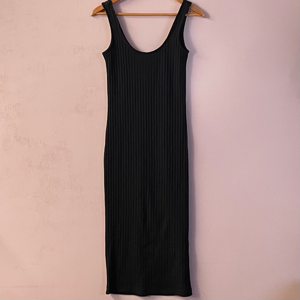 Forever 21 Black Ribbed Bodycon Midi Dress Size S GUC